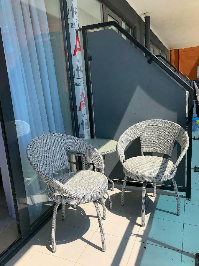 Orbi Beach Tower バトゥーミ エクステリア 写真