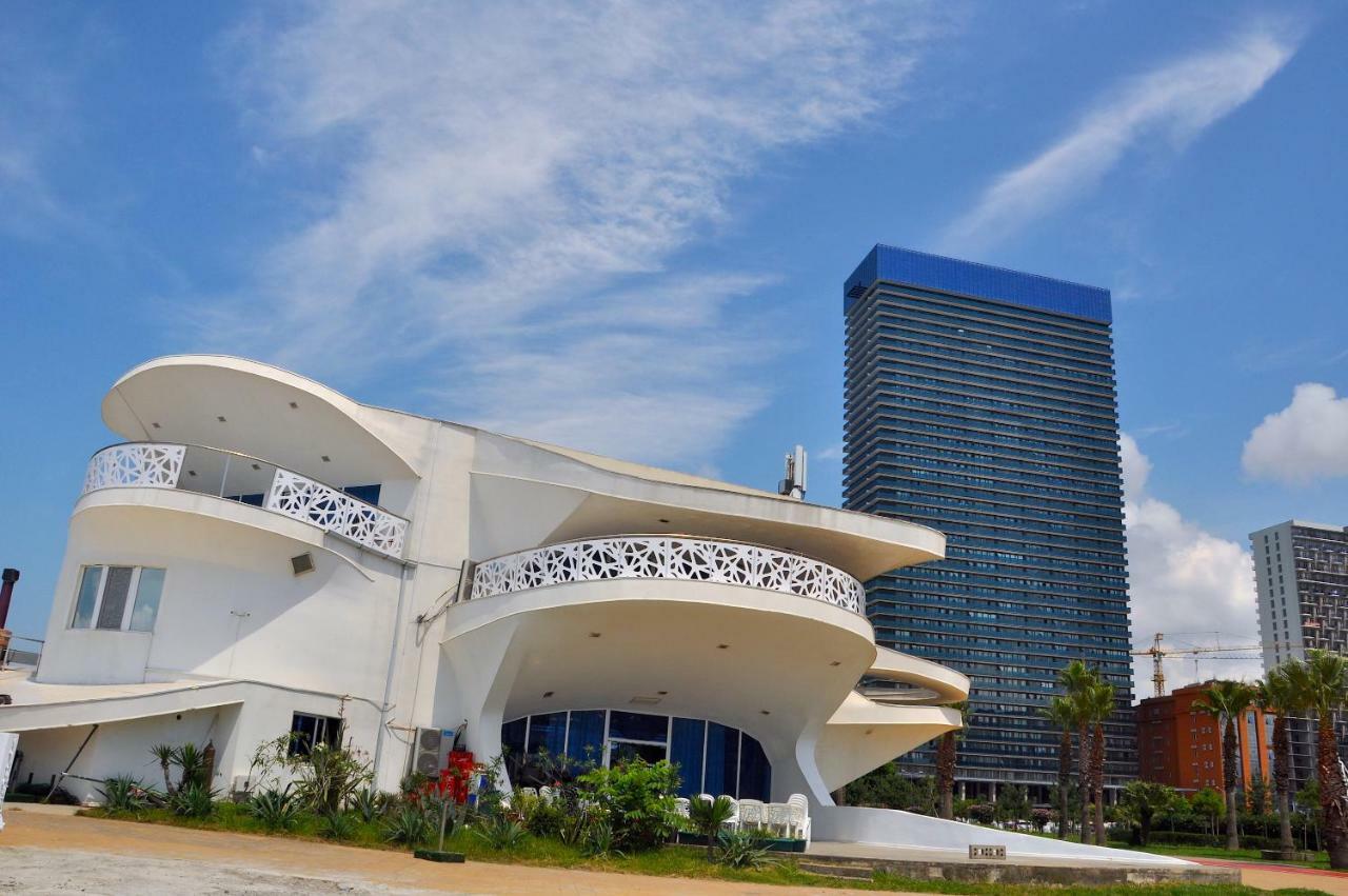 Orbi Beach Tower バトゥーミ エクステリア 写真